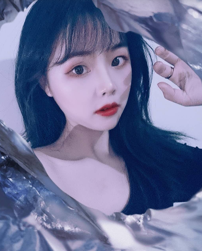 杭州大学生兼职小妹蜜桃B嫩如水